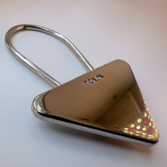 Prada Clip Keychain Triangle M718 Made in Italy Silver Metal Logo Runway Edition - Picture 3 of 12